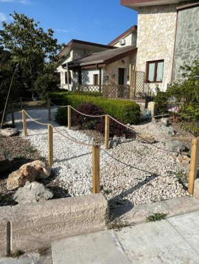 Case vacanza e camere in Villa Isabella con parcheggio custodito e wifi Gioia Del Colle